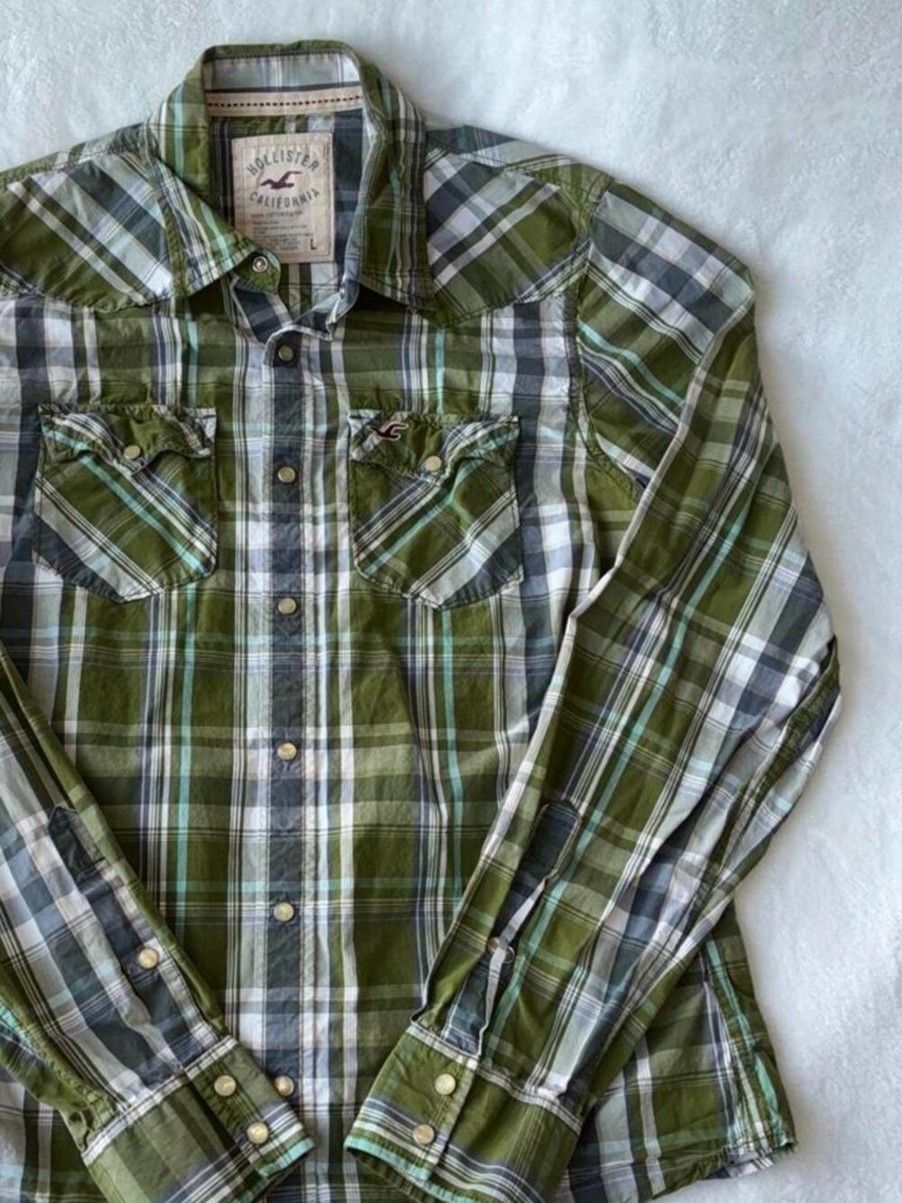 Hollister Co. Men's Green Shirt